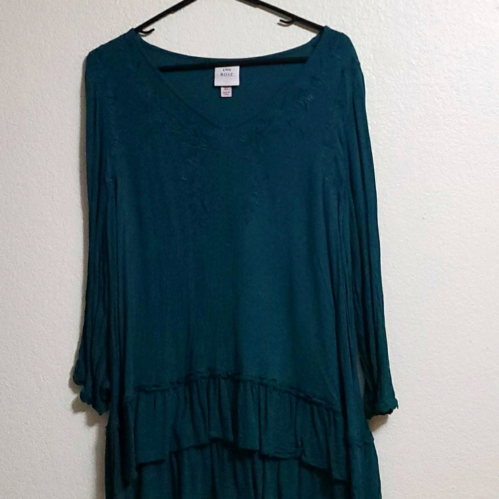 Dark green top